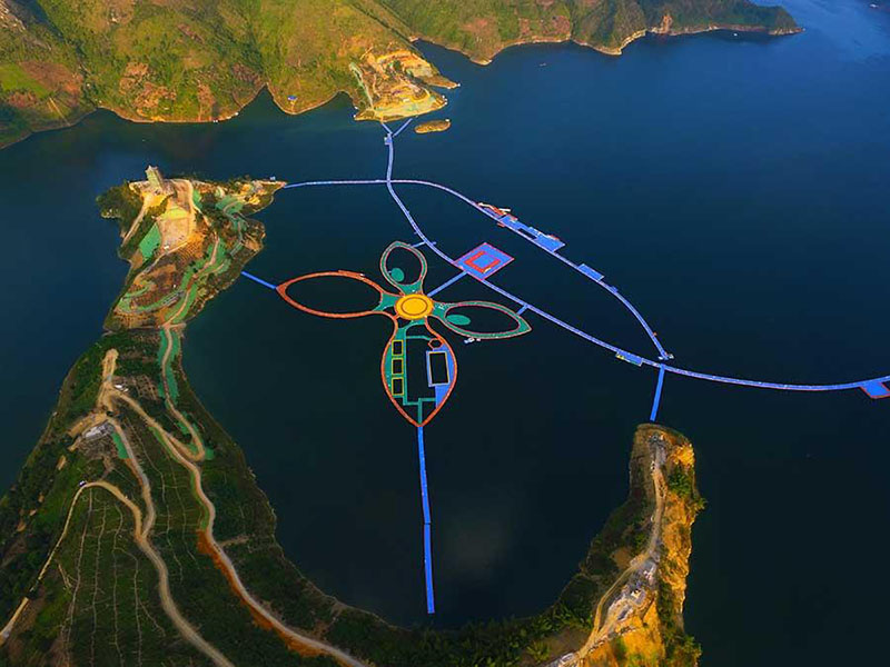 Cal?ada flutuante mais longa do mundo em Guizhou