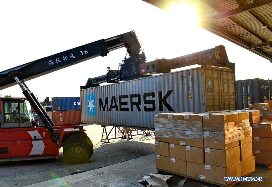 Galeria: centro de servi?o de trens de carga Xiamen-Moscou