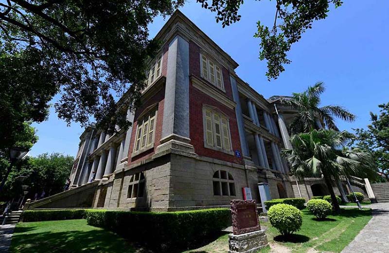 Ilha Gulangyu obtém certificado de património mundial pela UNESCO