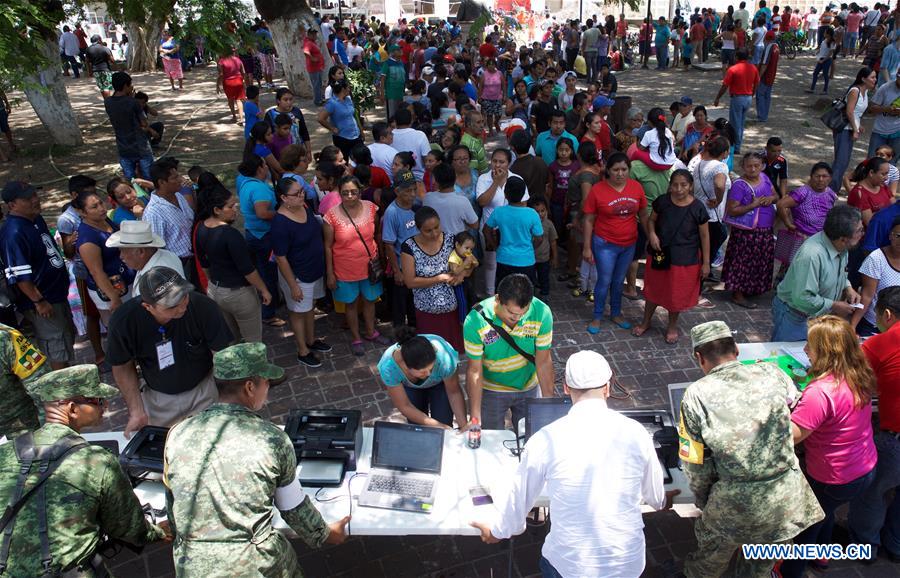 Número de vítimas mortais de terremoto no México sobe para 90