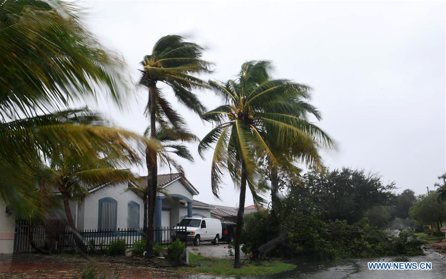Furac?o Irma atinge Florida Keys nos EUA