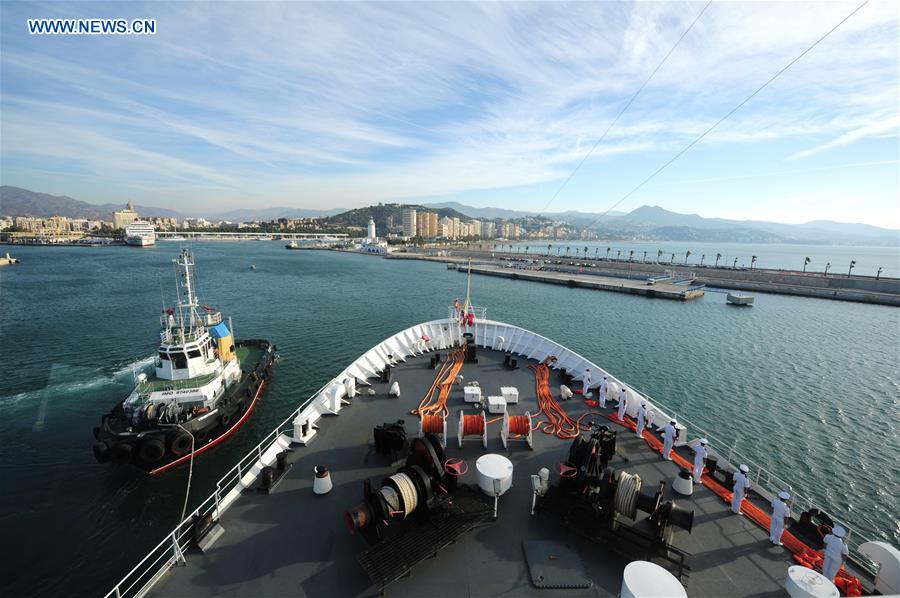 Navio hospital chinês Arca da Paz ancora em Málaga