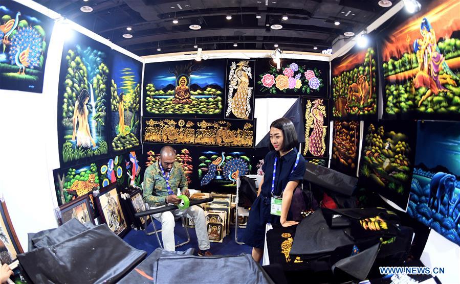 Expo China-ASEAN com participa??o de expositores de países ao longo do Cintur?o e Rota