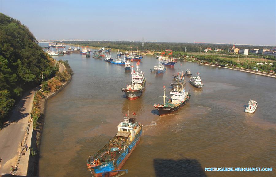 Tuf?o Talim atrasa início da esta??o de pesca no leste da China