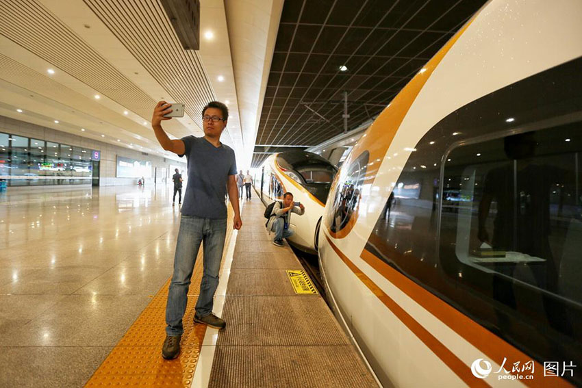 Trens-bala chineses de nova gera??o s?o os mais rápidos do mundo