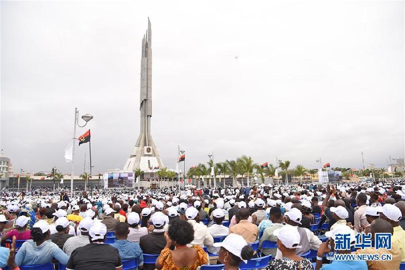 Jo?o Louren?o assume presidência de Angola
