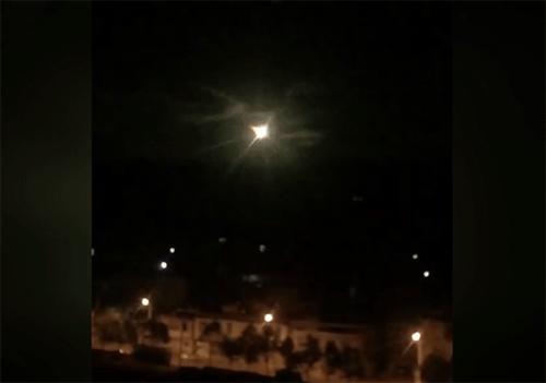 Meteoro brilhante é visto no sudoeste da China