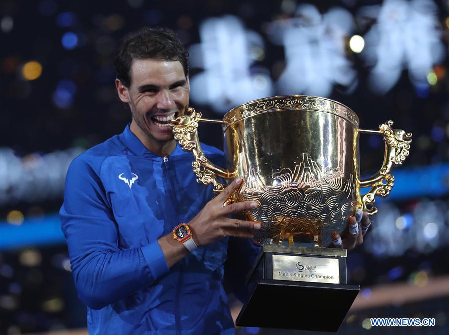 China Open: Nadal conquista 75o título profissional, Garcia bate Halep