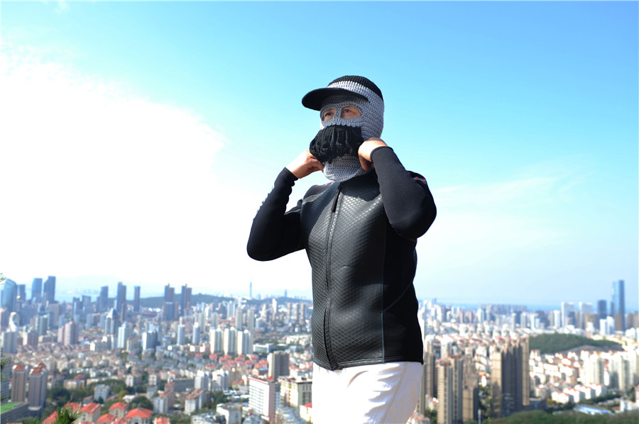 Inventora de Facekini lan?a modelo de inverno