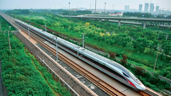 Após lan?amento de novo modelo de trem-bala, China come?a a projetar o seu sucessor