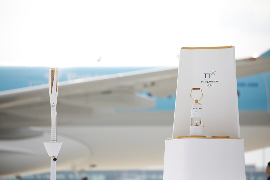 Chama olímpica chega na Coreia do Sul para Jogos de Inverno 2018