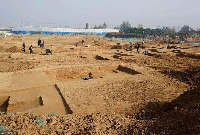 73 túmulos de 2.000 anos s?o descobertos em Zhengzhou