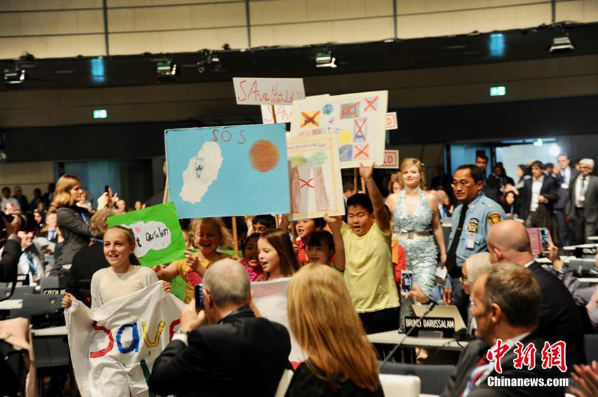 Conferência para o clima da ONU inaugurada em Bonn com apelo à defesa do Acordo de Paris