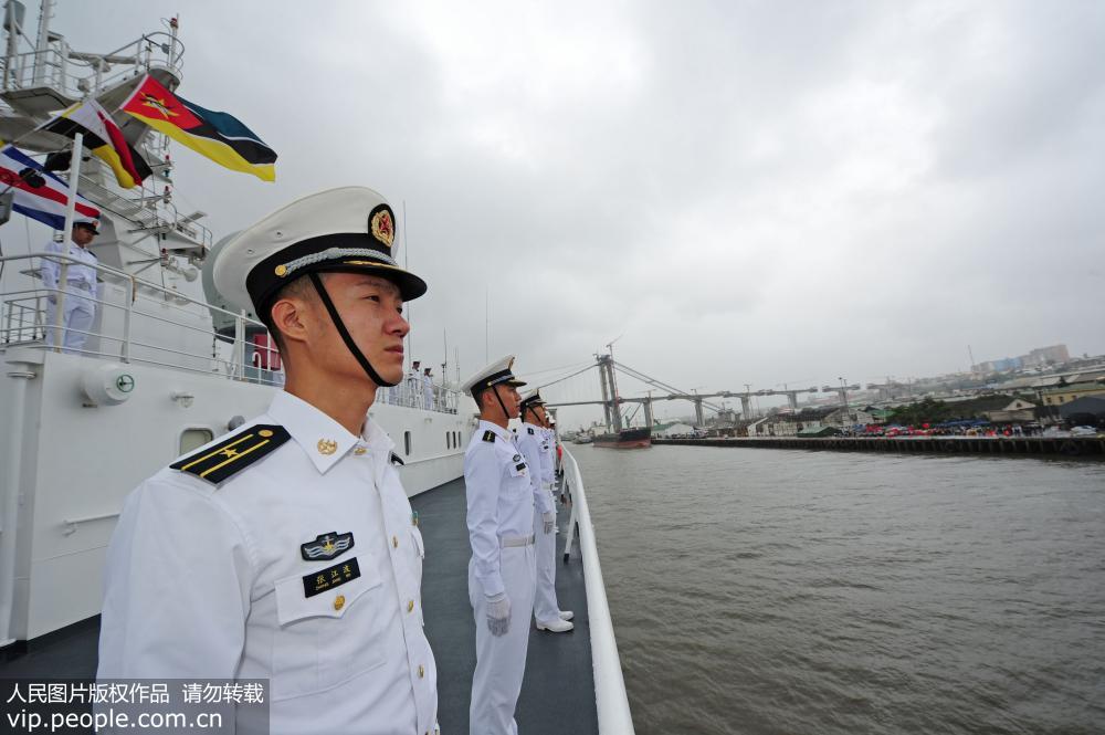 Navio-hospital chinês “Arco da Paz” chega a Mo?ambique