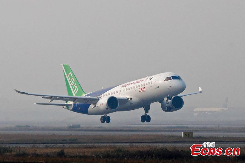 Avi?o comercial C919 realiza testes finais em Shanghai
