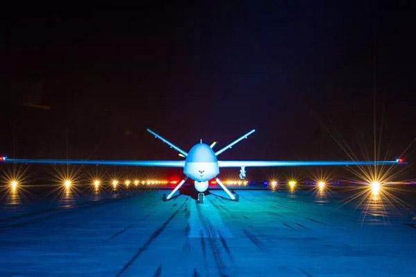 For?a aérea da China celebra 68o aniversário