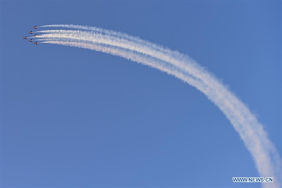 Galeria: Arranca o 15o Show Aéreo de Dubai