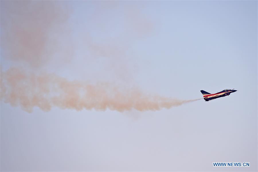 Galeria: Arranca o 15o Show Aéreo de Dubai