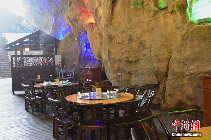 Galeria: Restaurante em caverna cárstica em Zhangjiajie atrai turistas