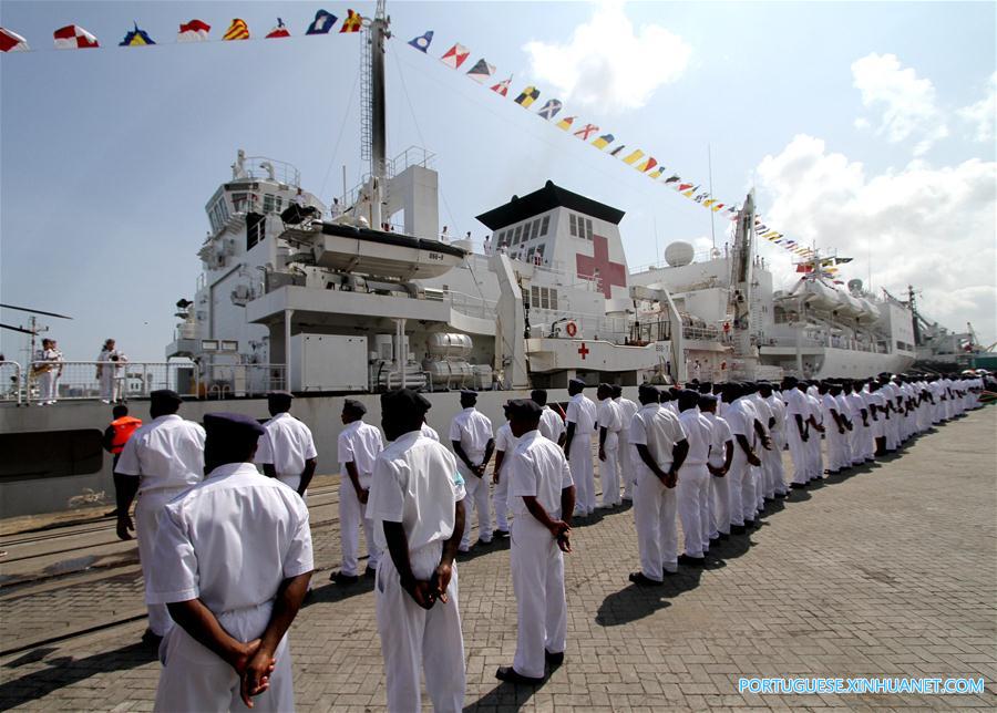 Navio-hospital naval chinês chega à Tanzania