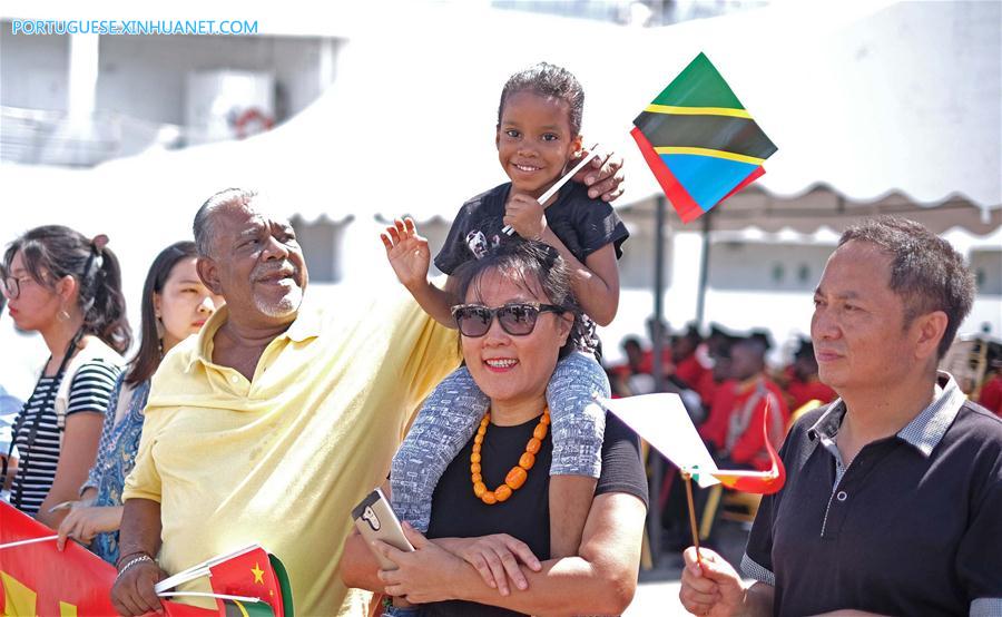 Navio-hospital naval chinês Arca da Paz conclui miss?o humanitária na Tanzania