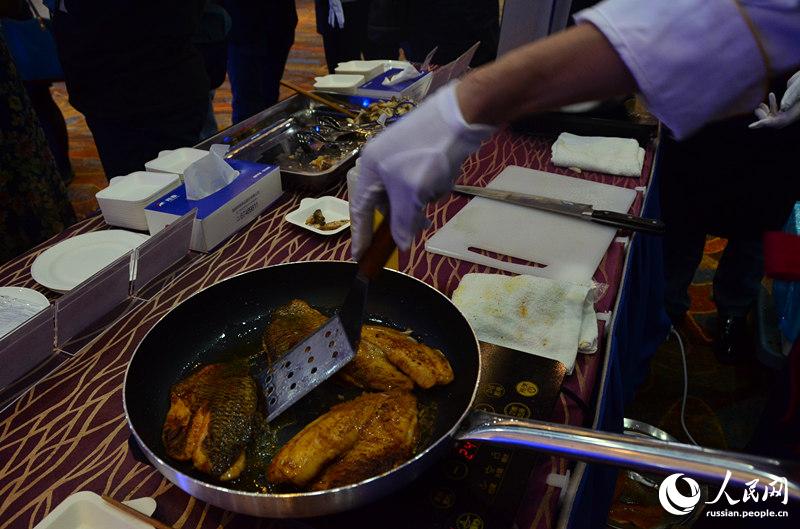 Haikou inaugura “Viagem pela Gastronomia de Hainan” para jornalistas chineses e estrangeiros 