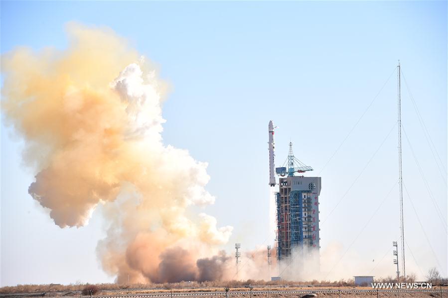 China lan?a satélite de explora??o terrestre