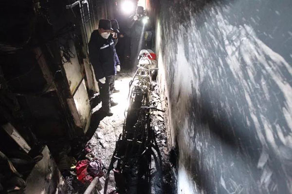 Incêndio residencial em Beijing mata cinco