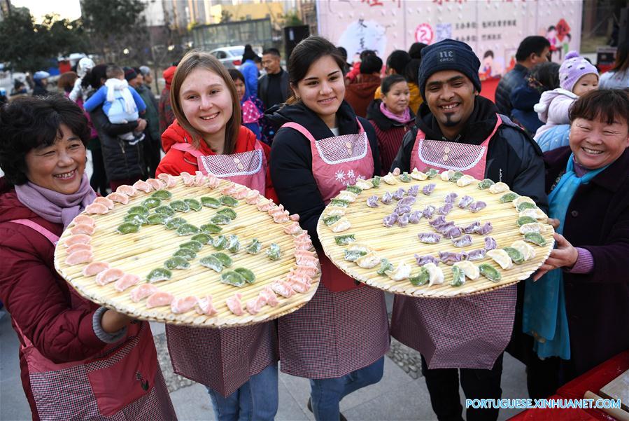 Estudantes estrangeiros celebram Festival Dongzhi em Anhui