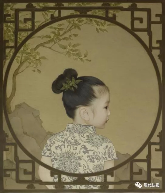 Jovem pai vira celebridade online após pintar retratos das filhas