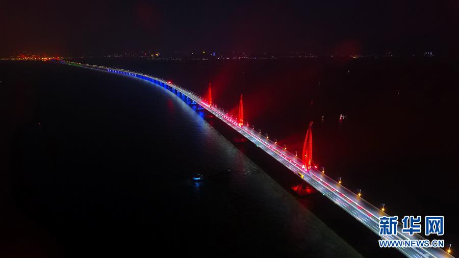 Ponte marítima mais longa do mundo está quase pronta