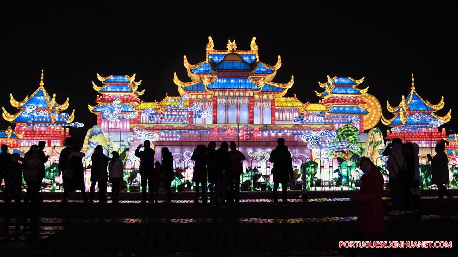 Festival de lanternas em Wuhan