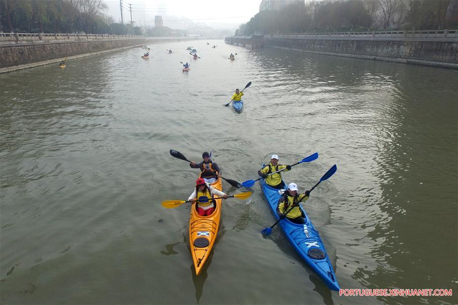 Cidades chinesas realizam atividades esportivas para celebrar Ano Novo