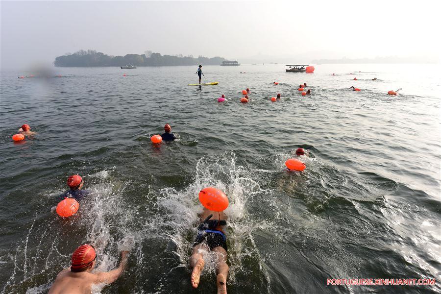 Cidades chinesas realizam atividades esportivas para celebrar Ano Novo