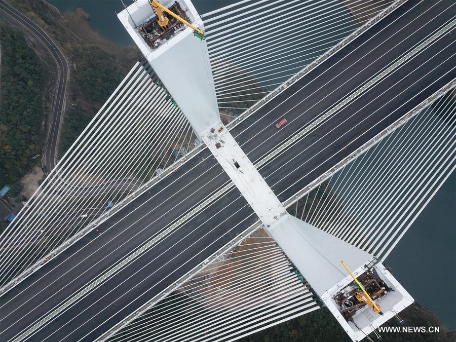 Autoestrada entre Zunyi e Guiyang aberta ao transito
