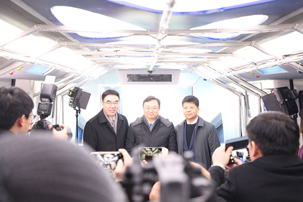 BYD lan?a sistema de condu??o n?o tripulada para o monotrilho