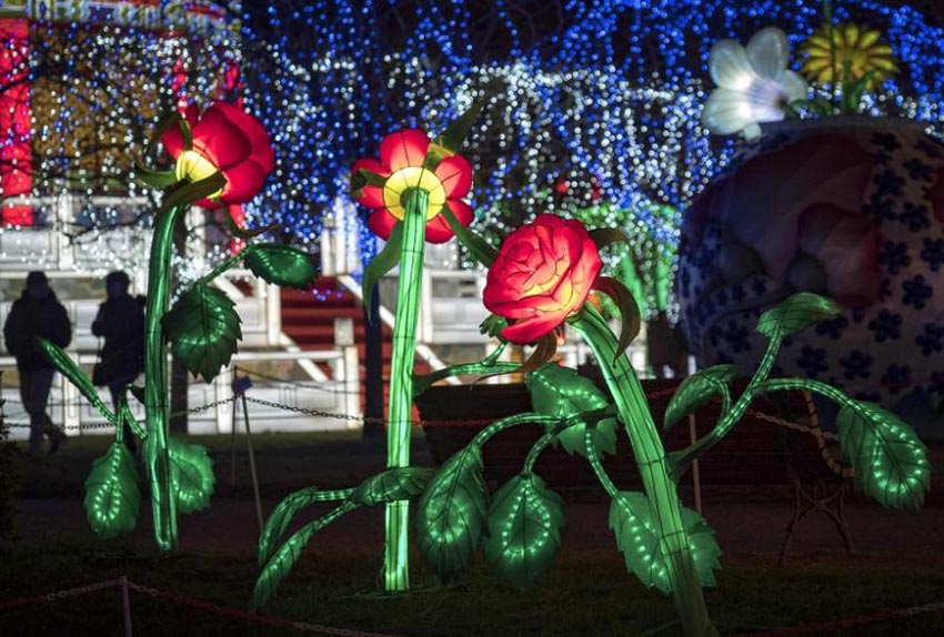 Lanternas tradicionais chinesas exibidas em Gaillac, Fran?a