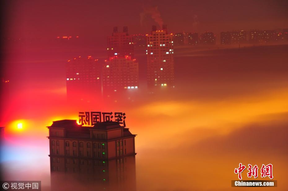 Galeria: Neblina intensa cobre na cidade de Shenyang