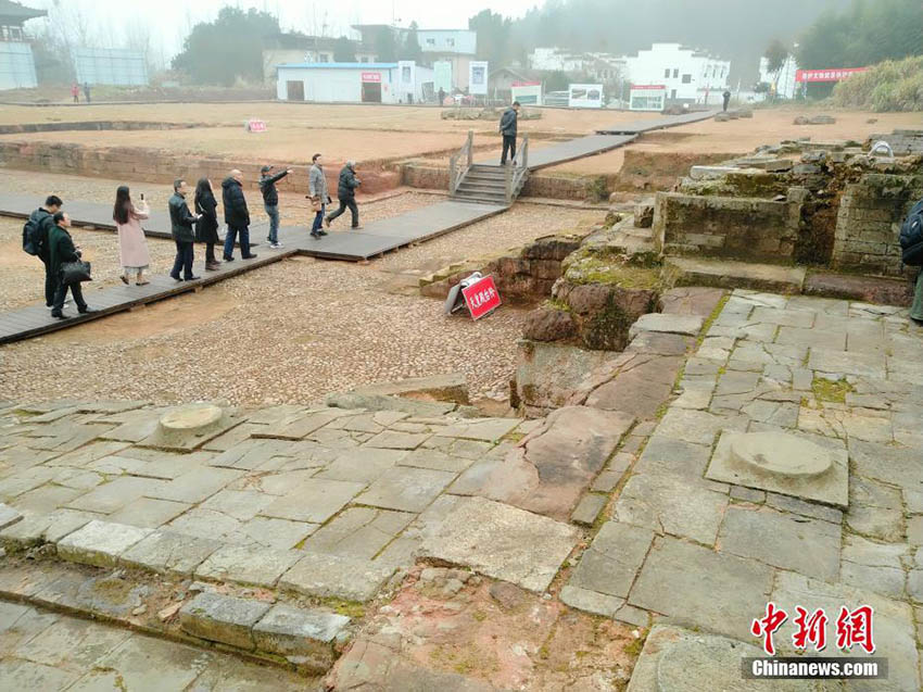 Escava??o confirma ruínas do maior templo taoísta da China