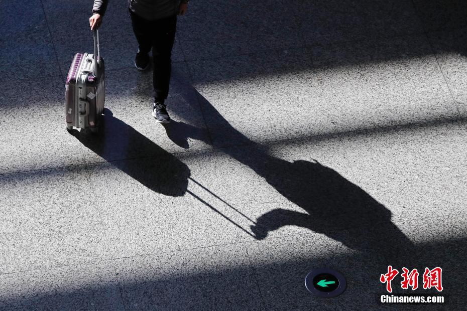 Tempestade de neve restringe circula??o ferroviária em Shanghai e área circundante