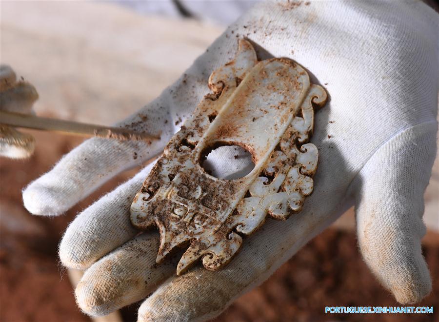 Relíquias de Jade descobertas do túmulo n° 5 do Marquês de Haihun em Nanchang