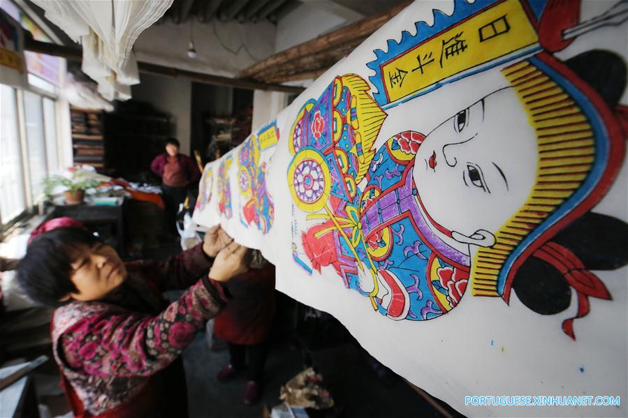 Artistas lidam com demanda de pinturas de Ano Novo em Shandong