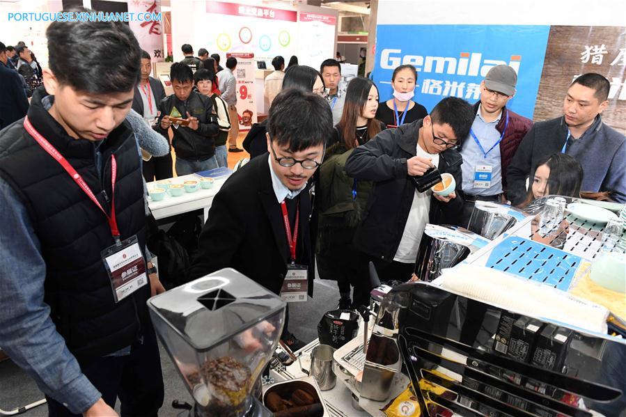 1a Feira Internacional de Café de Pu'er em Yunnan