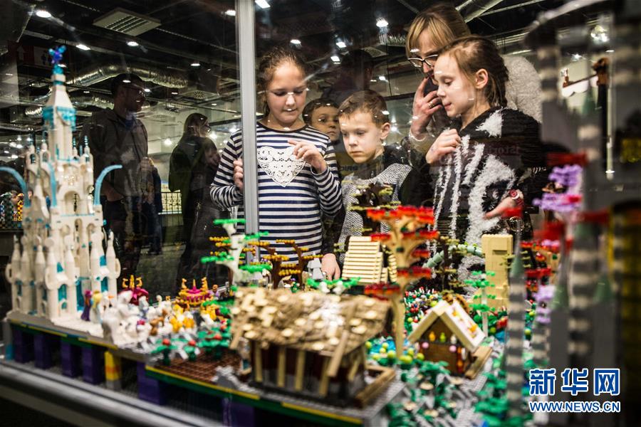 Pol?nia realiza Expo de LEGO
