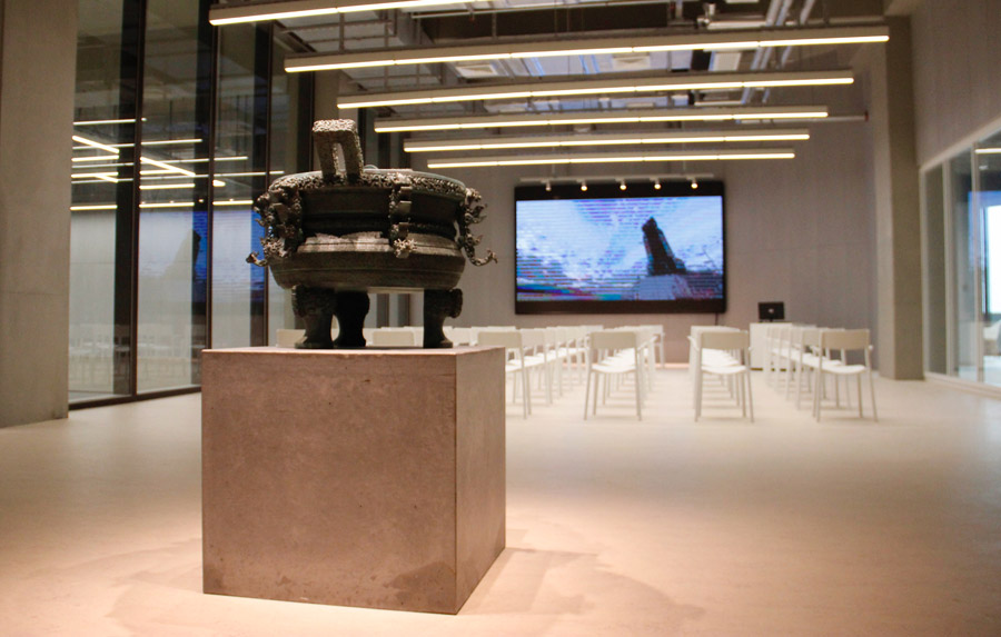 Se??o principal da ponte Hong Kong-Zhuhai-Macau sob inspe??o