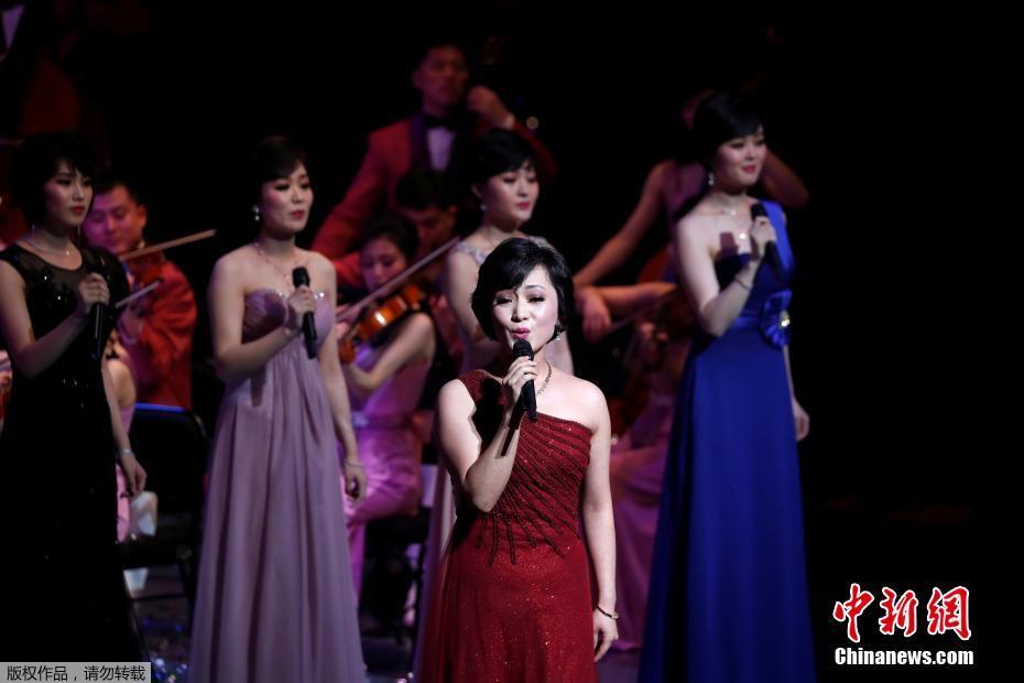 Galeria: Orquestra Samjiyon da RPDC apresenta-se na Coreia do Sul