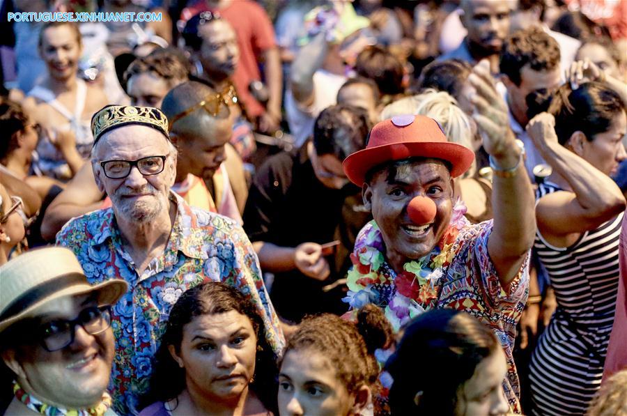 Mais de 3,95 milh?es de pessoas participar?o dos desfiles dos blocos de rua do Carnaval de S?o Paulo