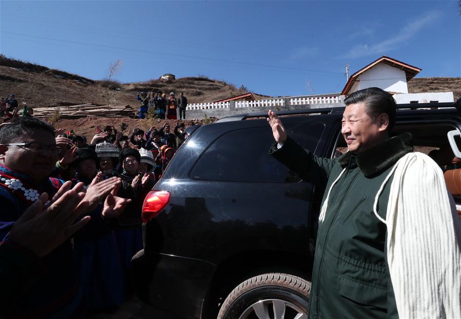 Xi Jinping visita alde?os étnicos pobres no sudoeste da China