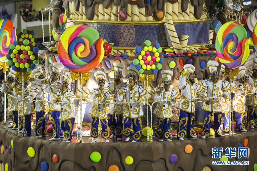 Galeria: Desfiles de escolas de samba da Série A encerrados com sucesso no Rio de Janeiro