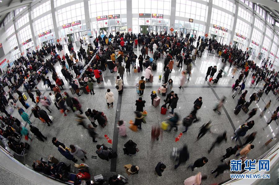 China: Novo pico de viagens no regresso do feriado do Festival da Primavera